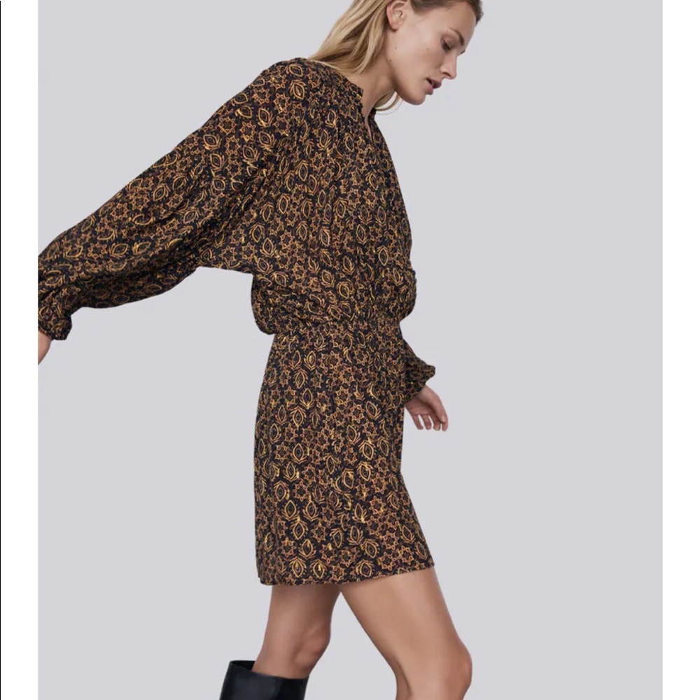 NWT Zara Buttoned Print Dress - L